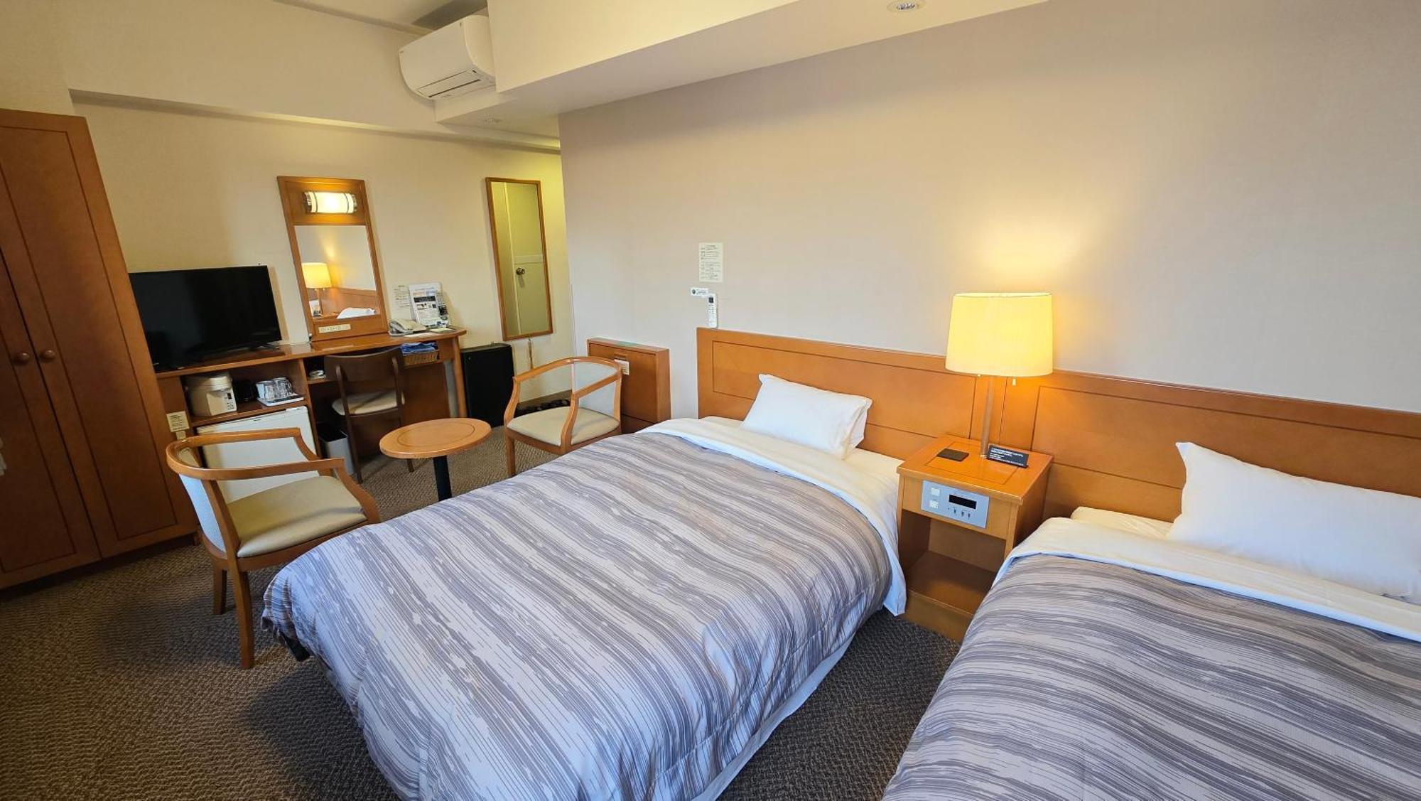 Hotel Route-Inn Fukaya Ekimae Ngoại thất bức ảnh