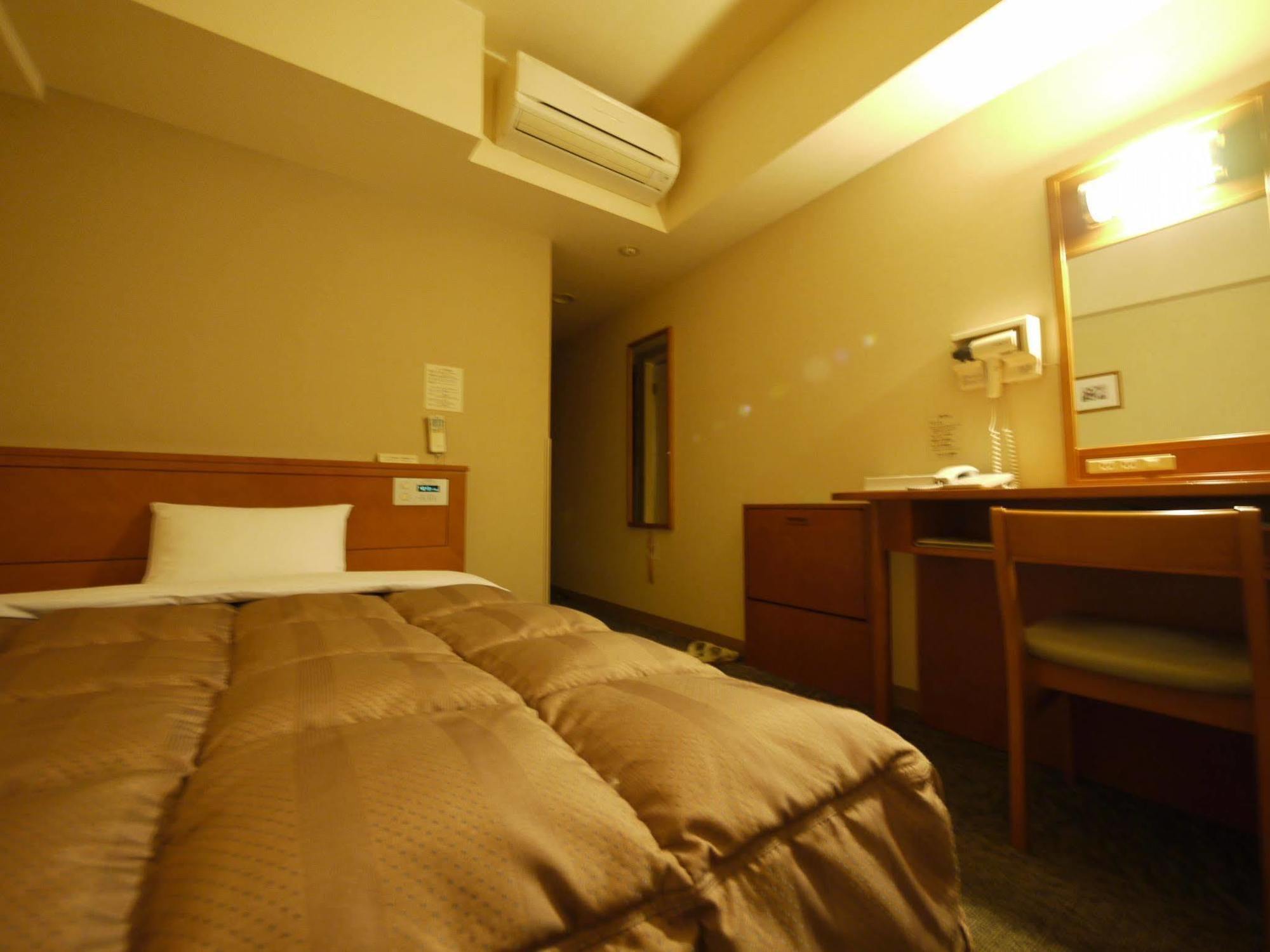 Hotel Route-Inn Fukaya Ekimae Ngoại thất bức ảnh